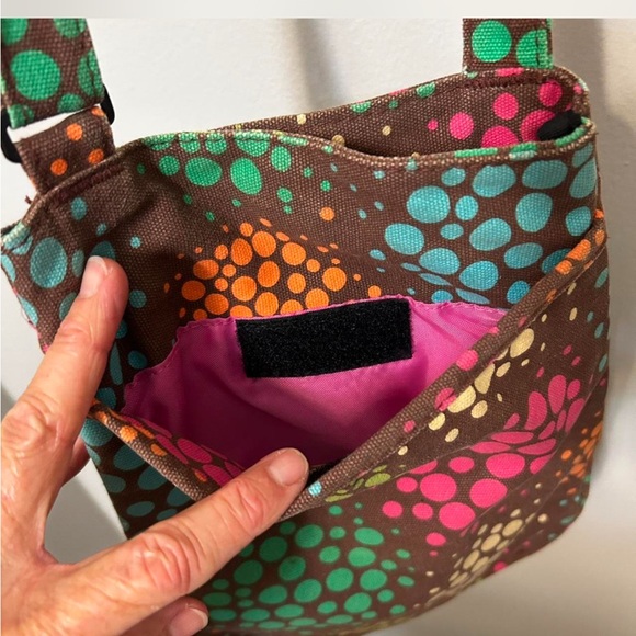 KAVU Crossbody Bag Purse Polka Dot Floral Canvas Adjustable Strap EUC Limited - Picture 4 of 8